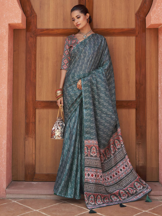 Elegant Green Printed Cotton Blend Saree with Ethnic Border & Blouse for Festive Wear